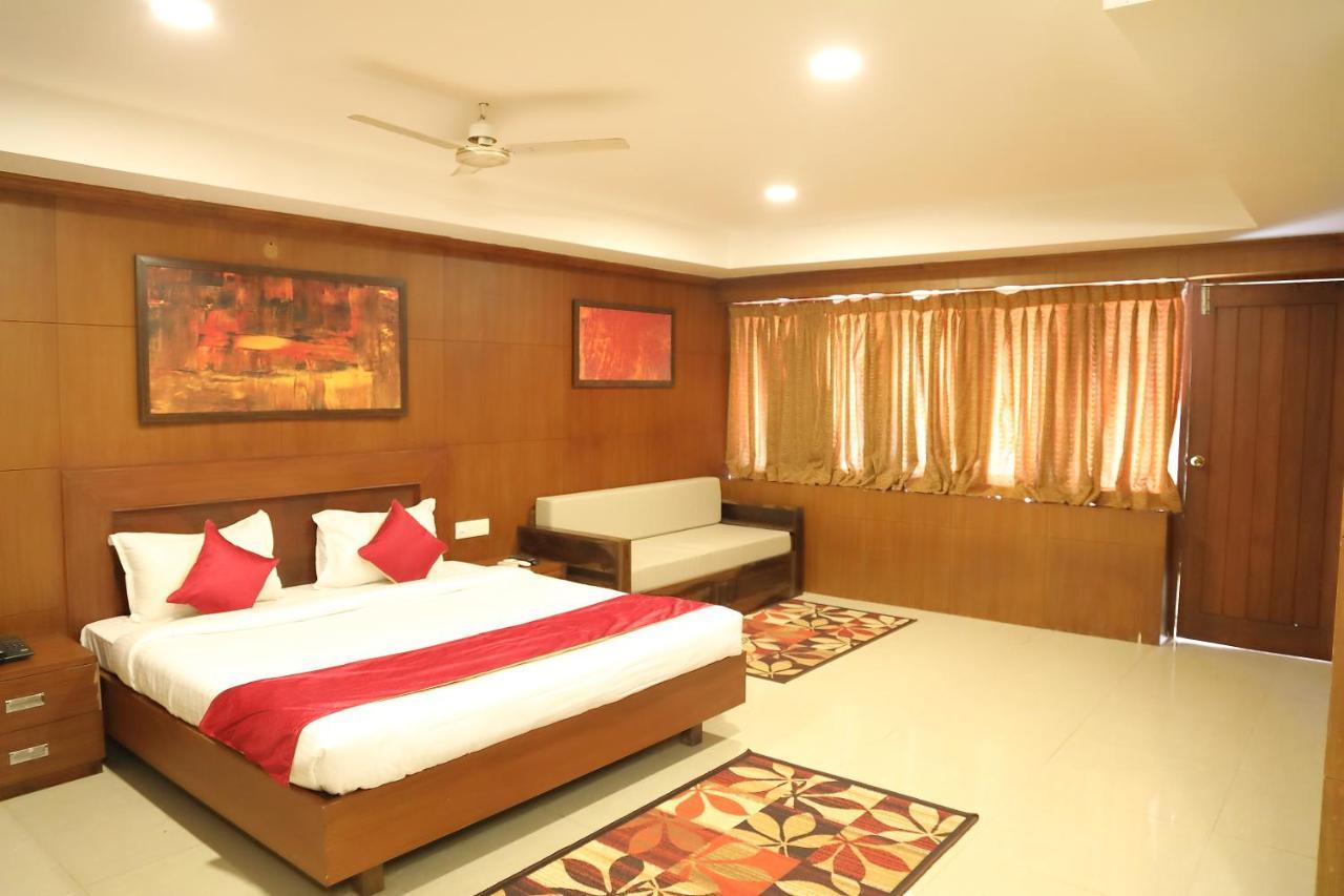Celebrity Resort Chennai Tambaram Kültér fotó