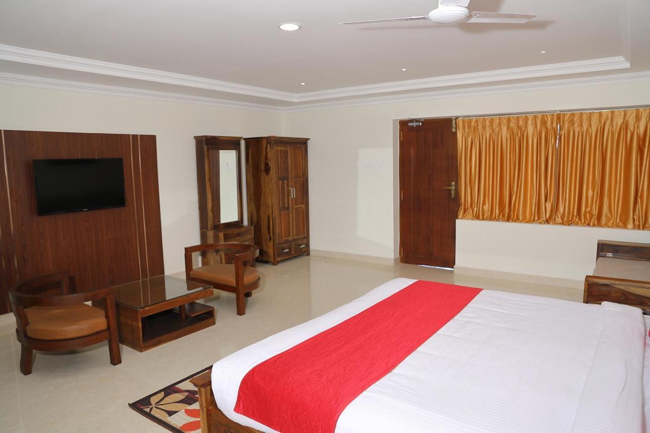 Celebrity Resort Chennai Tambaram Kültér fotó