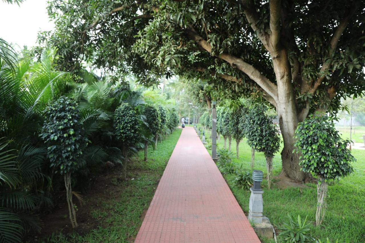 Celebrity Resort Chennai Tambaram Kültér fotó